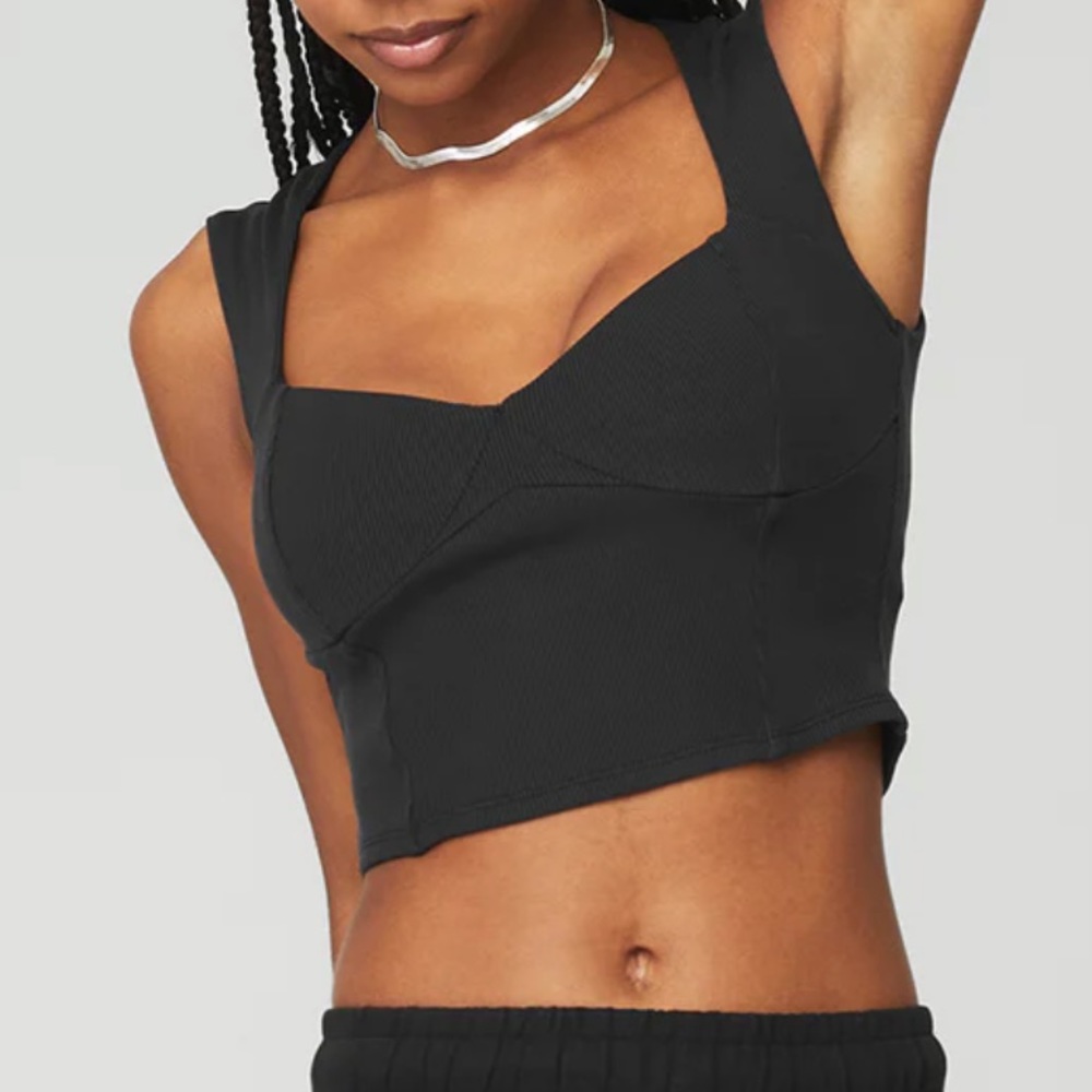 Alo Yoga, Black Ribbed Sweetheart Short Sleeve, size small. Soldout on website